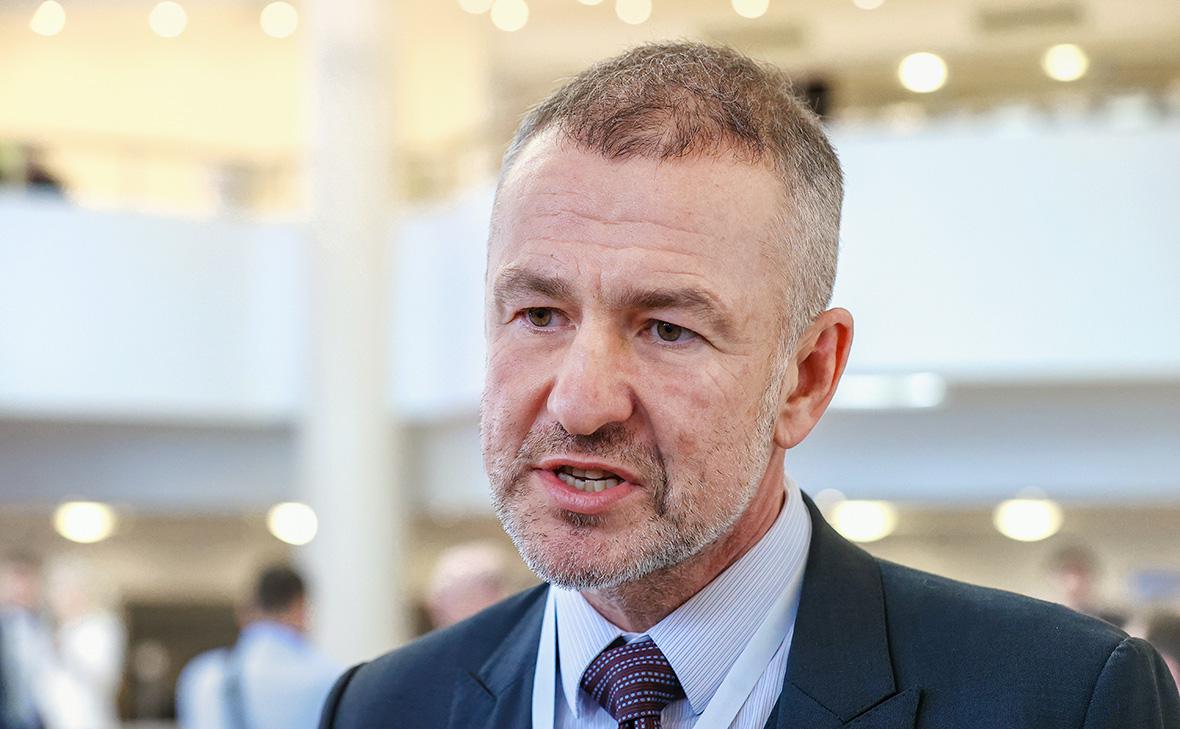Мельниченко предсказал «конец основных институтов» из-за санкций Мельниченко предсказал «конец основных институтов» из-за санкций