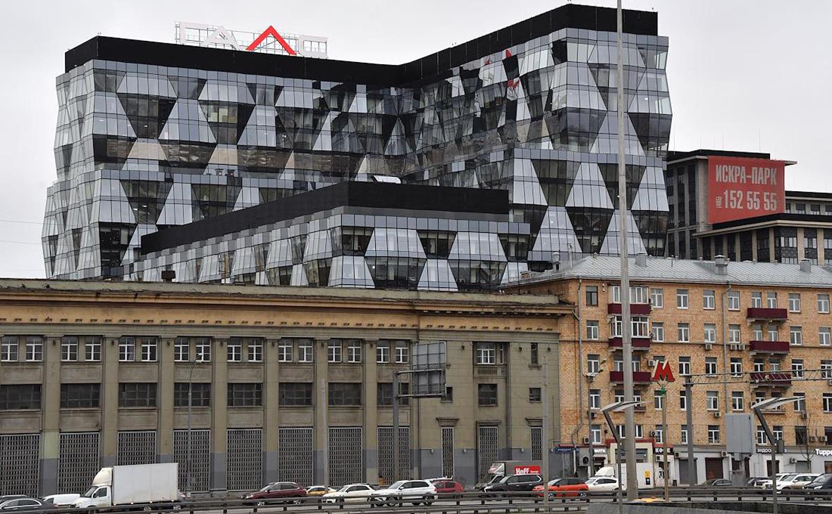 Т-банк арендовал офис площадью 25 тыс. кв. м Т-банк арендовал офис площадью 25 тыс. кв. м