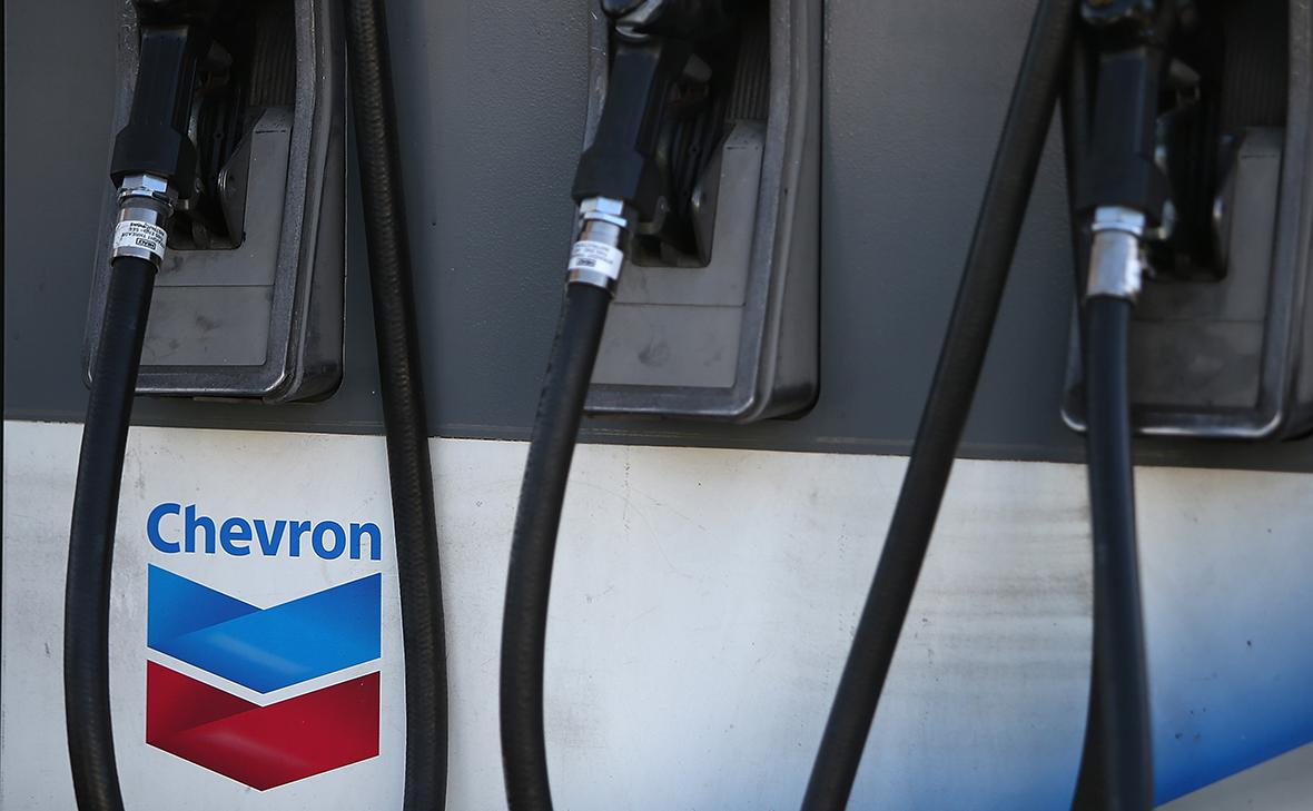 Bloomberg узнал о тайном разрешении Chevron при Байдене обходить санкции Bloomberg узнал о тайном разрешении Chevron при Байдене обходить санкции