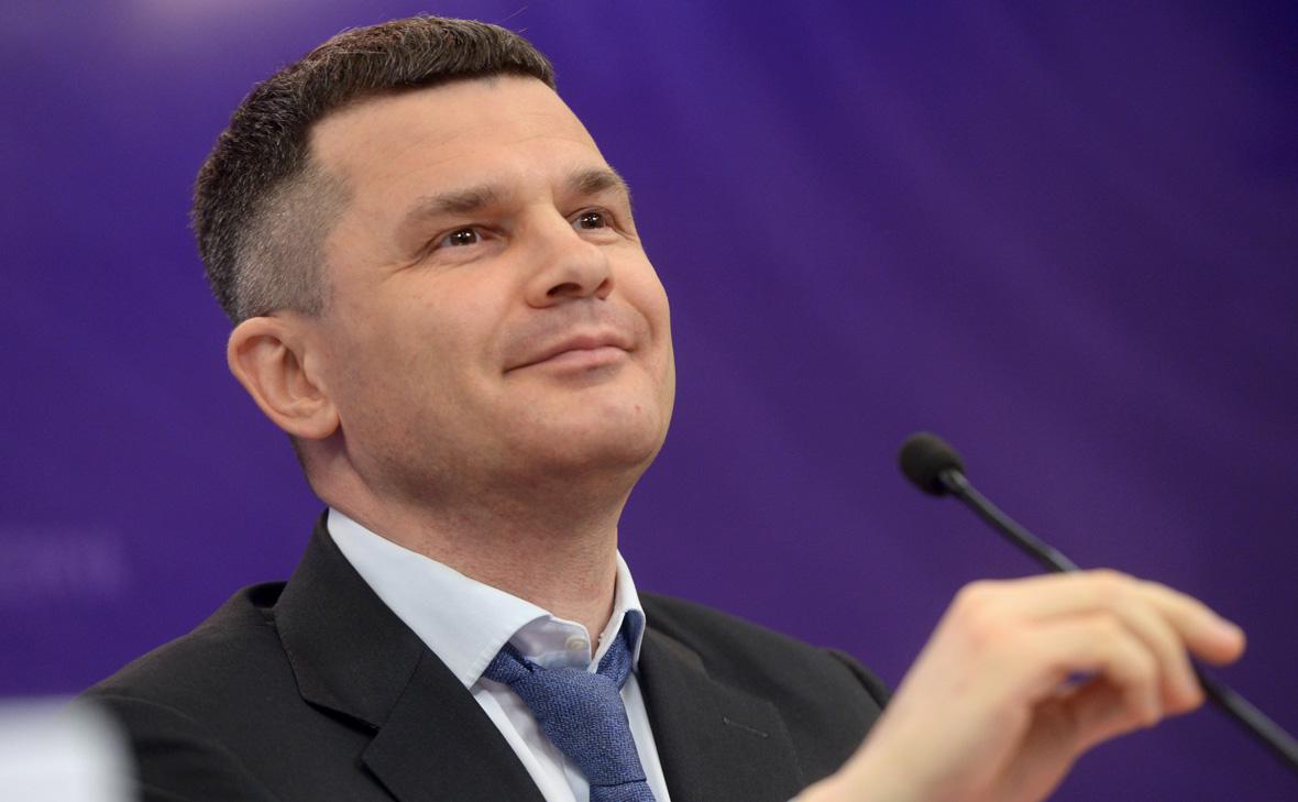 Суд не стал отменять запрет на выезд из России владельцев Домодедово Суд не стал отменять запрет на выезд из России владельцев Домодедово