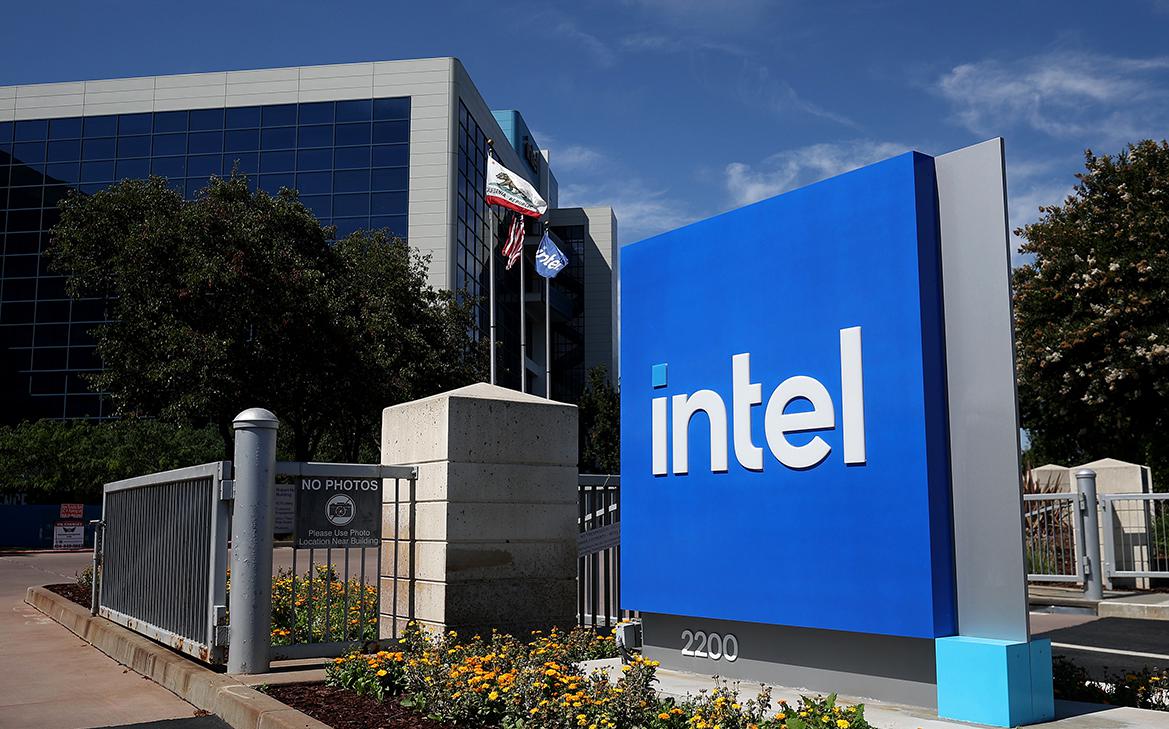 WSJ ������ �� ������������ ������ � ������ Intel � �������� ���