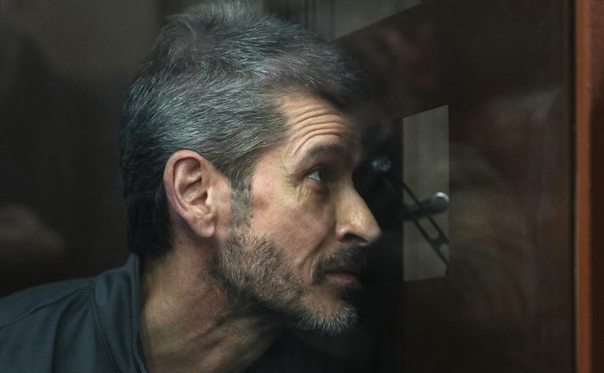 Суд передал государству три компании по делу братьев Магомедовых Суд передал государству три компании по делу братьев Магомедовых