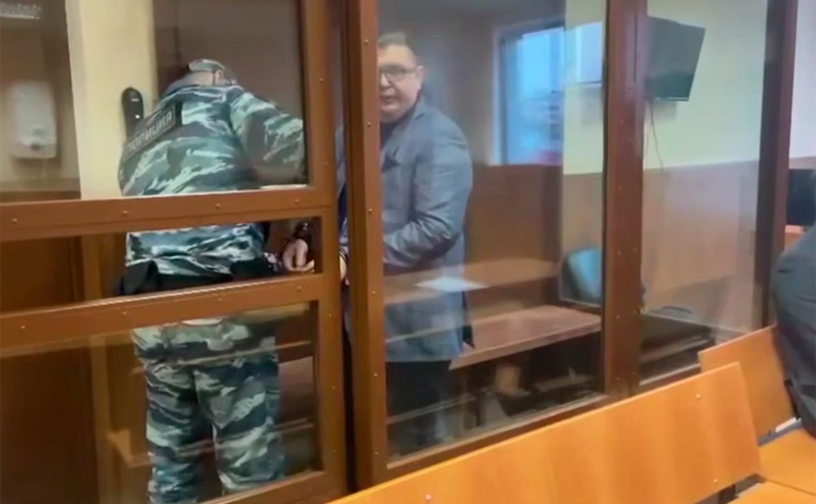 ������ �������� ���������� ������� ������ ��� �� �������� 3,8 ���� ���.