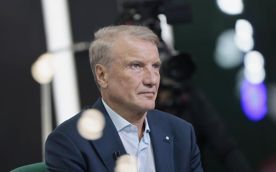 «Сбер» назвал скидки на маркетплейсах по их картам «торговым рабством» «Сбер» назвал скидки на маркетплейсах по их картам «торговым рабством»