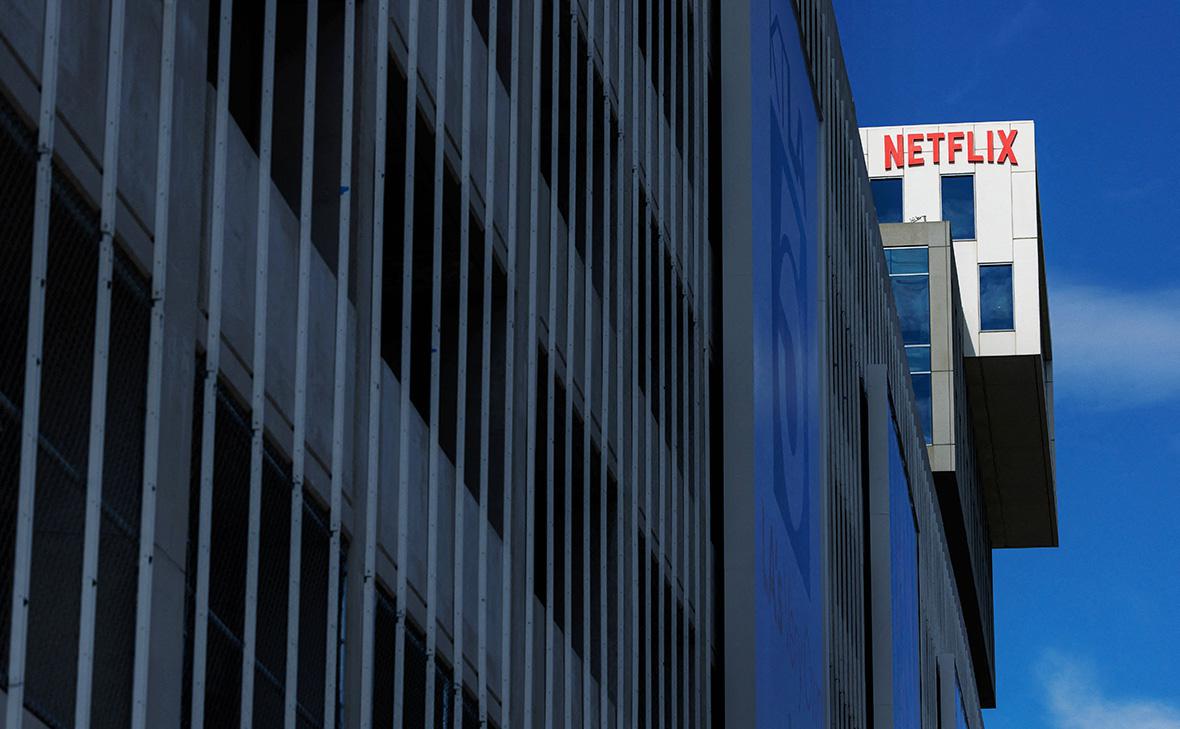 WSJ рассказала, зачем команда Трампа может помешать «мегасделке» Netflix WSJ рассказала, зачем команда Трампа может помешать «мегасделке» Netflix