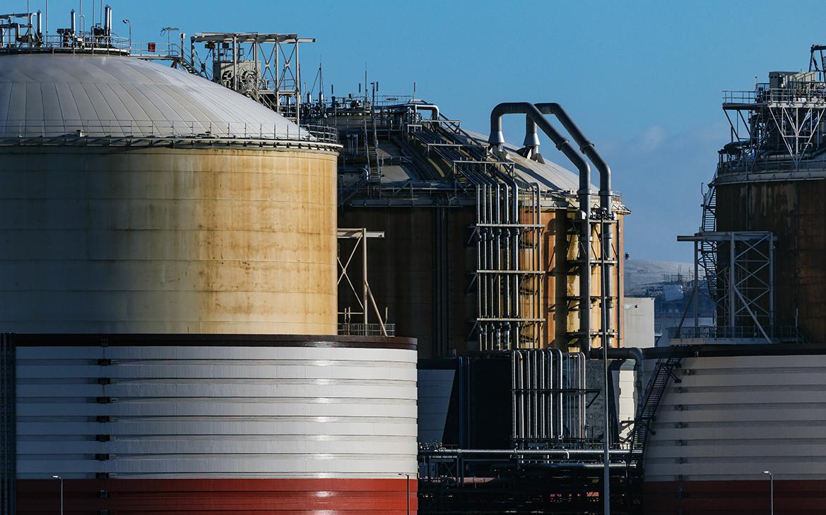 Из-за холодов запасы газа в Европе упали на 15% ниже обычного Из-за холодов запасы газа в Европе упали на 15% ниже обычного