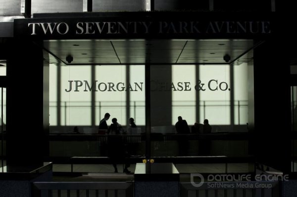     "" -  JPMorgan  Goldman Sachs