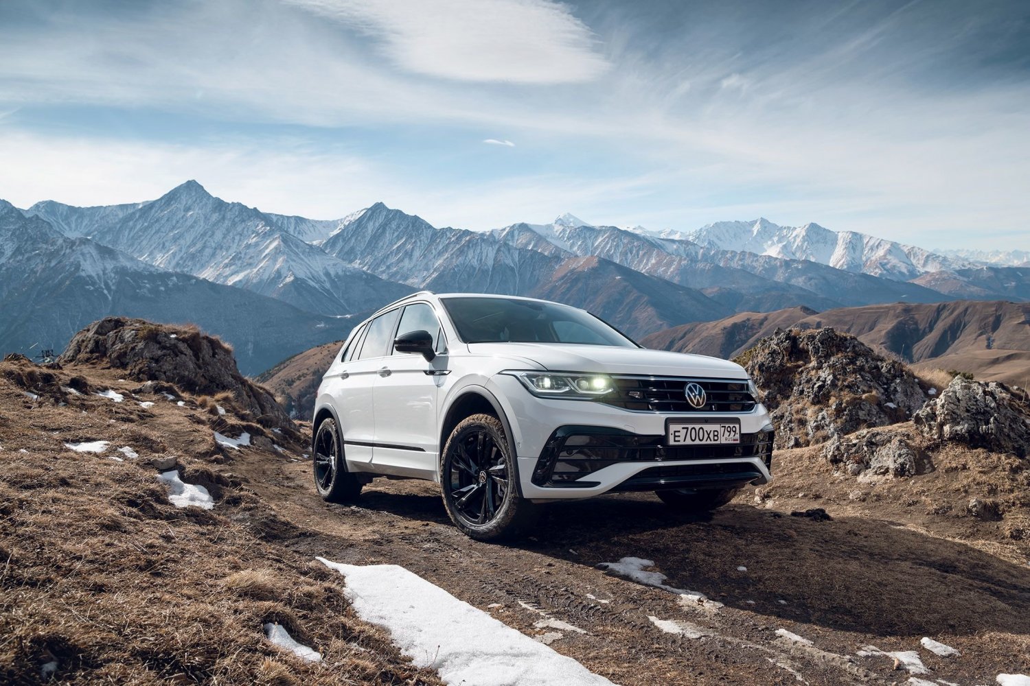  Volkswagen Tiguan:     