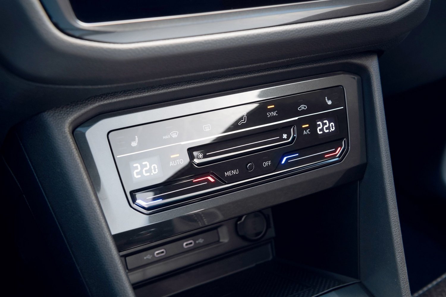  Volkswagen Tiguan:     