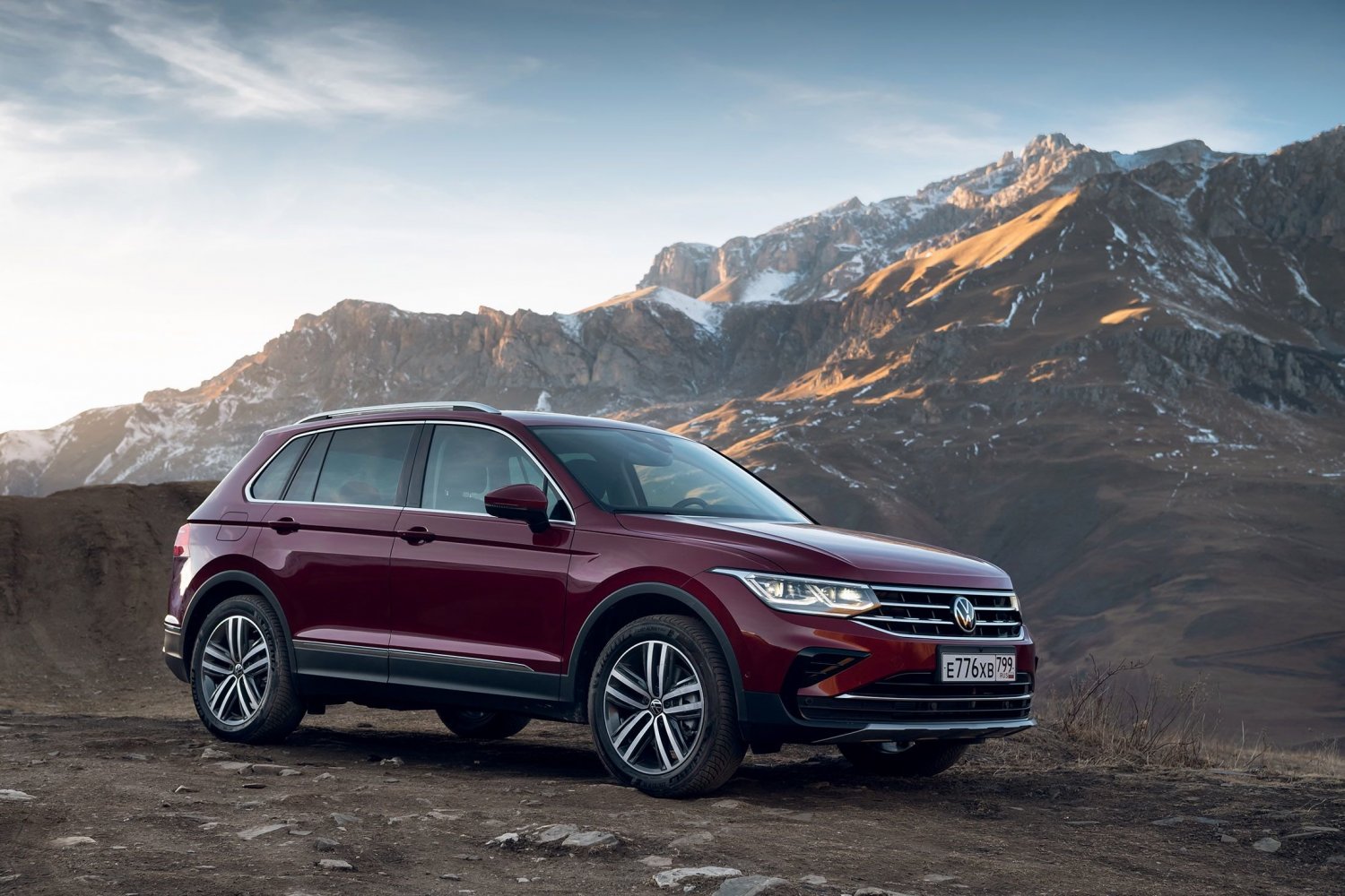  Volkswagen Tiguan:     