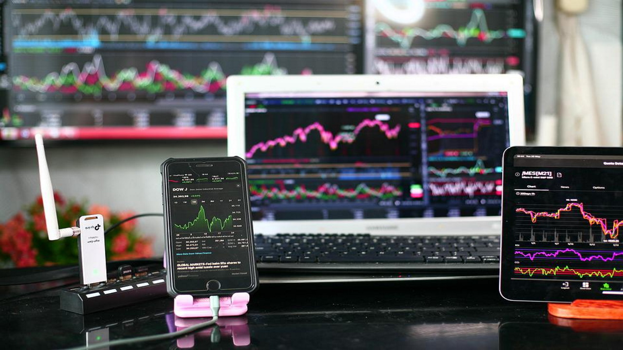        New York Stock Exchange (NYSE)