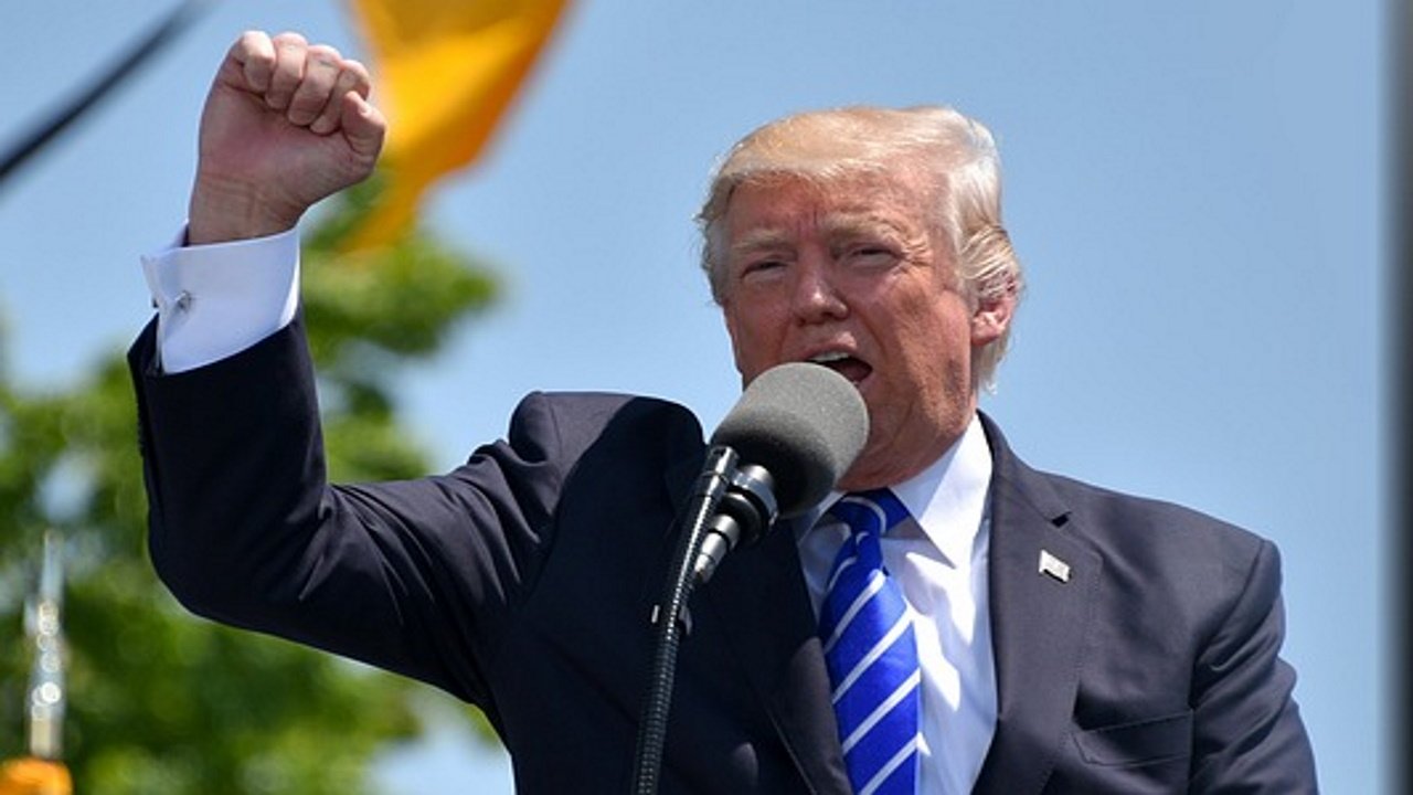 Трамп нашел 1332 ядерные причины, чтобы дружить с Россией Трамп нашел 1332 ядерные причины, чтобы дружить с Россией