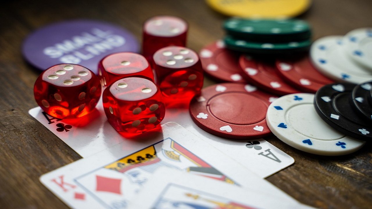 Бездепозитные бонусы за регистрацию: особенности поощрений в онлайн казино