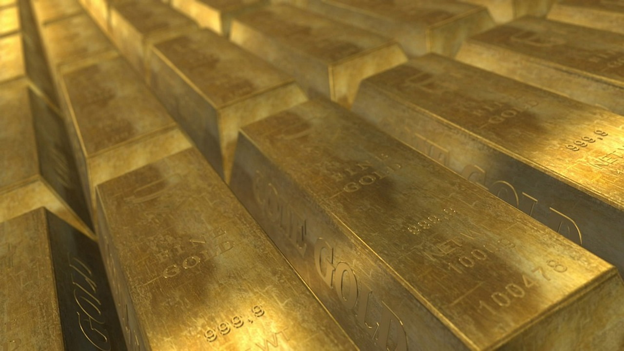 Министерство финансов считает, что золото компенсирует доллары